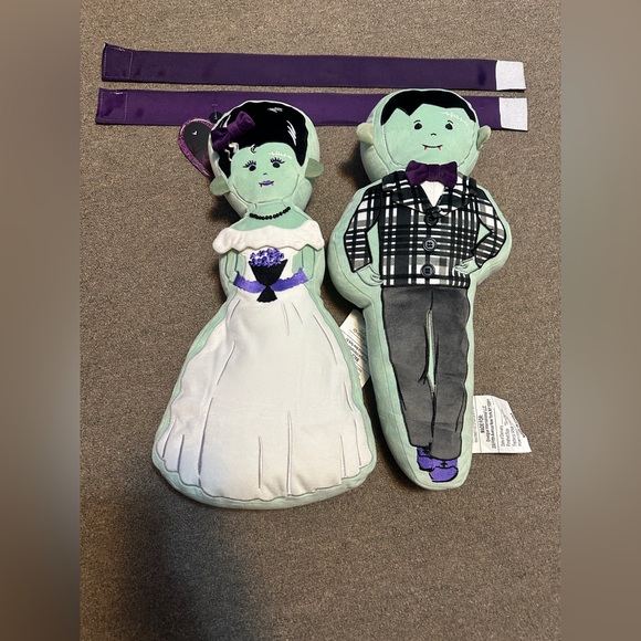 NEW! Frankenstein & Bride of Frankenstein 17” Pillow/ Plush Set HALLOWEEN Decor